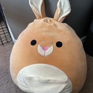 Keely the Kangaroo 16” Squishmallow